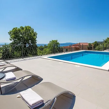 Holiday home Castanea
