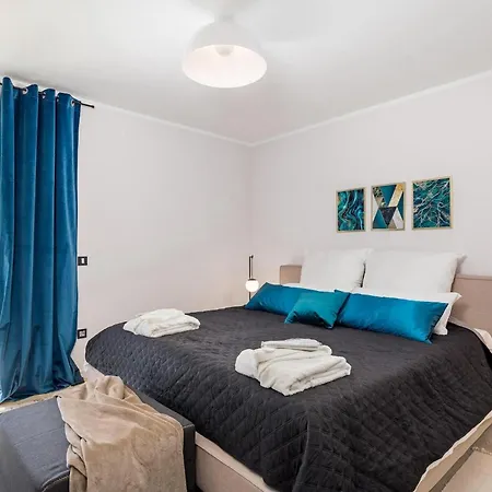 Castanea Holiday home Poljane